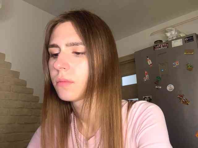 AshantiBadolato webcam