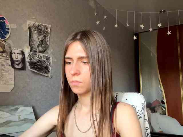 AshantiBadolato webcam