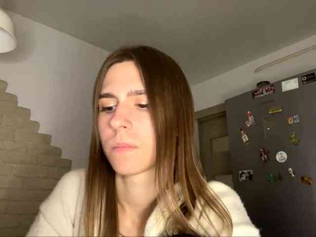 AshantiBadolato webcam