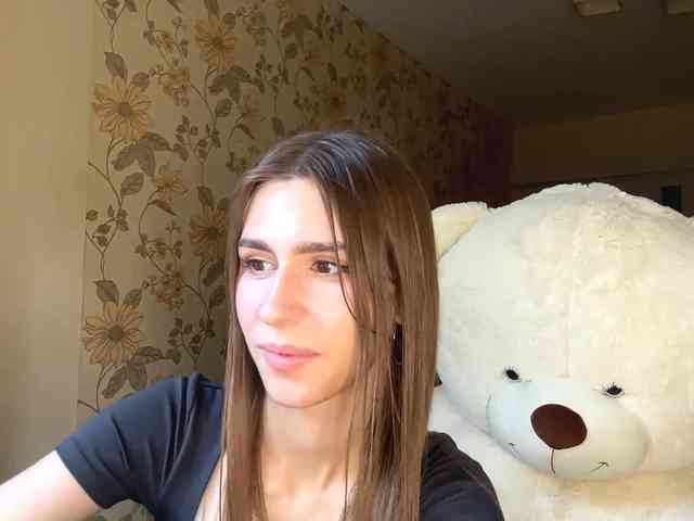 AshantiBadolato webcam