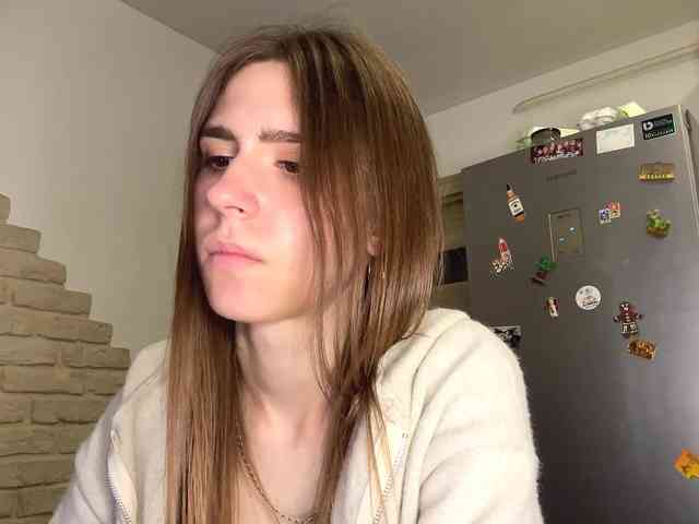 AshantiBadolato webcam