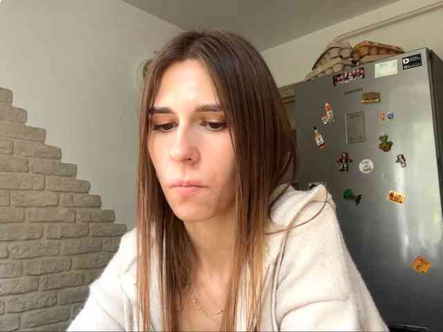AshantiBadolato webcam