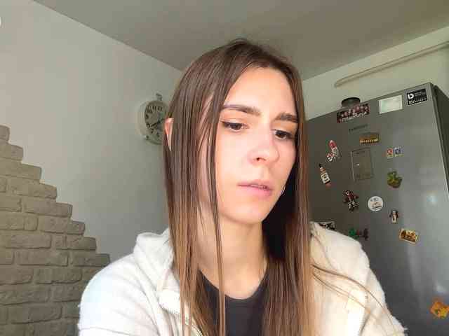 AshantiBadolato webcam