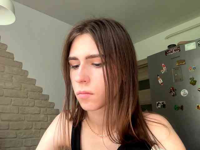 AshantiBadolato webcam