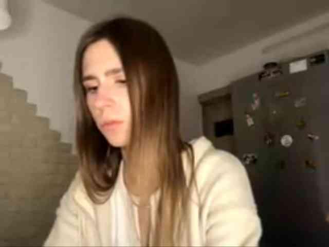 AshantiBadolato webcam