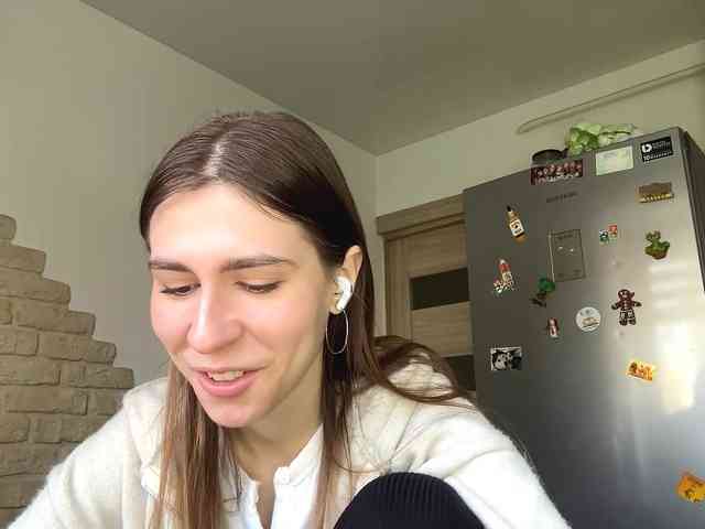 AshantiBadolato webcam