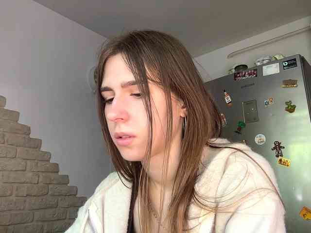AshantiBadolato webcam