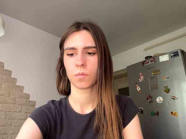 AshantiBadolato webcam