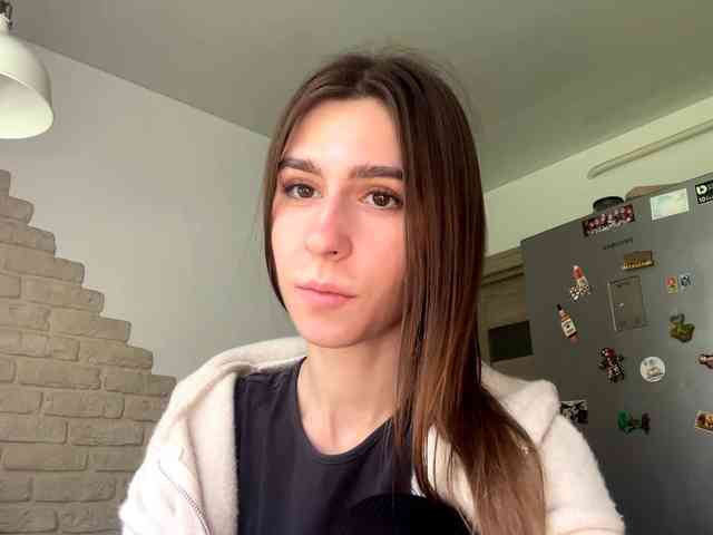 AshantiBadolato webcam