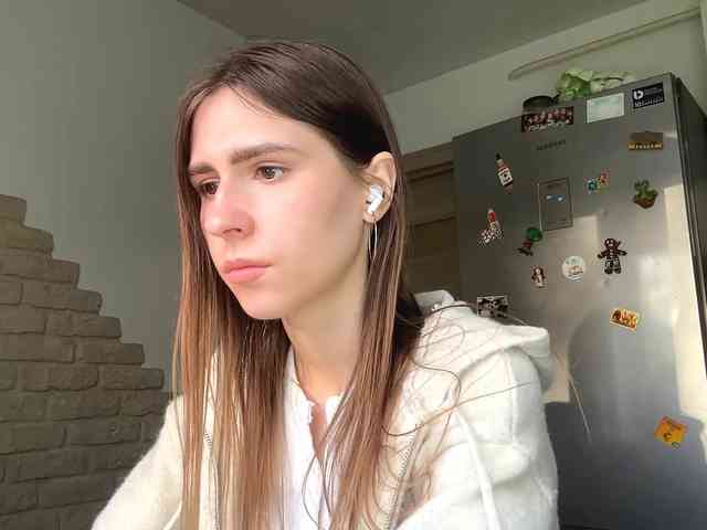 AshantiBadolato webcam