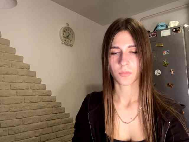 AshantiBadolato webcam