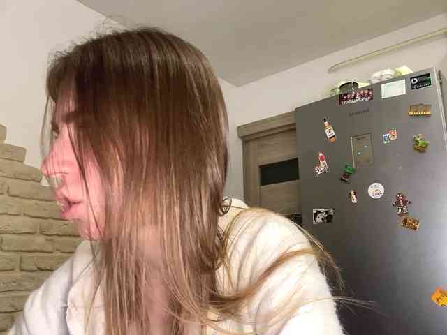AshantiBadolato webcam