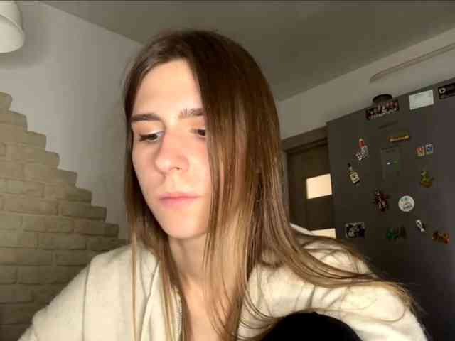 AshantiBadolato webcam