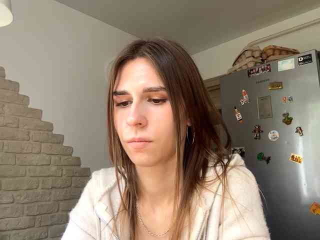 AshantiBadolato webcam