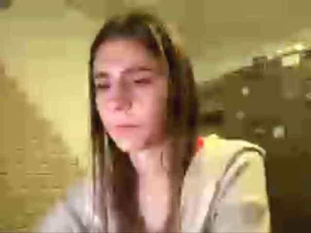 AshantiBadolato webcam