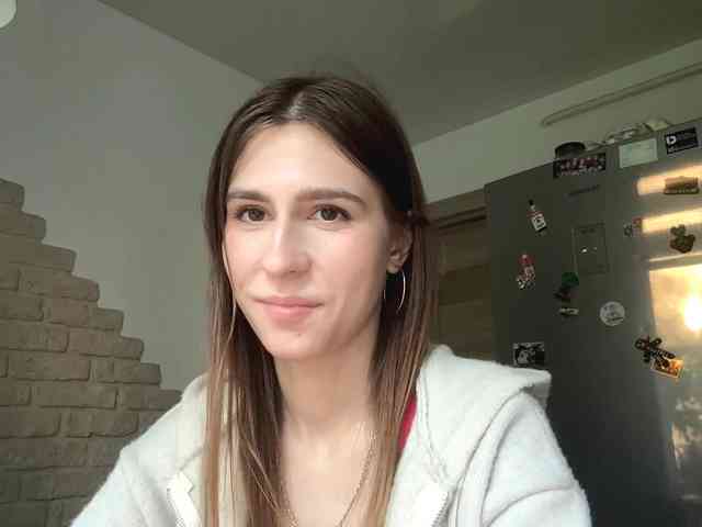 AshantiBadolato webcam