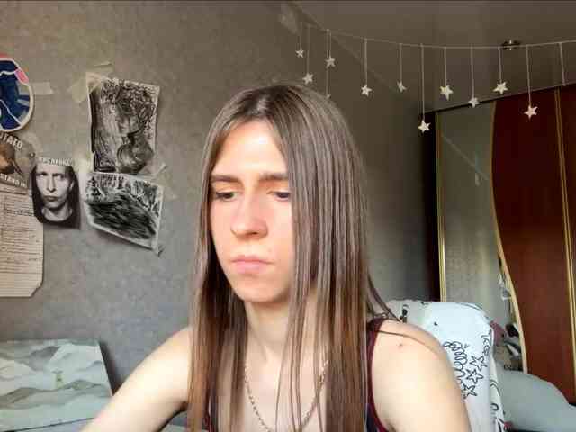 AshantiBadolato webcam