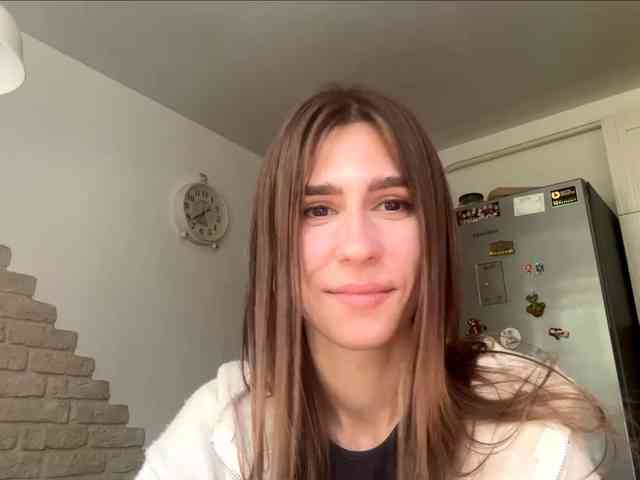 AshantiBadolato webcam