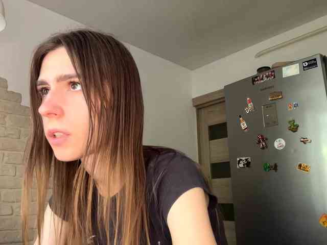 AshantiBadolato webcam