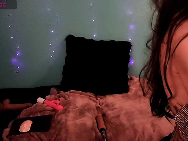 EllieDarlin live webcam show