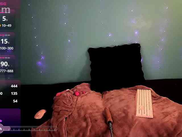 EllieDarlin webcam
