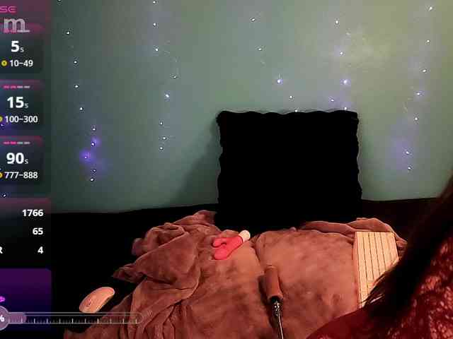 EllieDarlin webcam