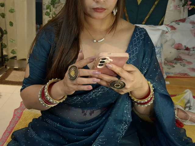 Mahimagic-doll's BongaCams show and profile