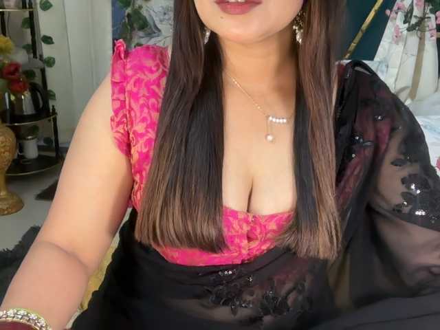 Mahimagic-doll Live Cam and Statistics on UnifiedCams