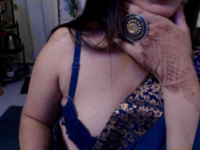 Mahimagic-doll webcam