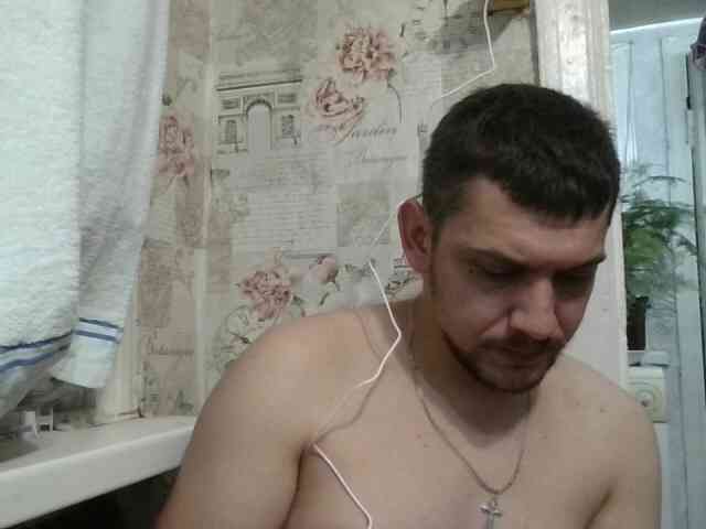 Bogdan-1997 Sex Cam Show