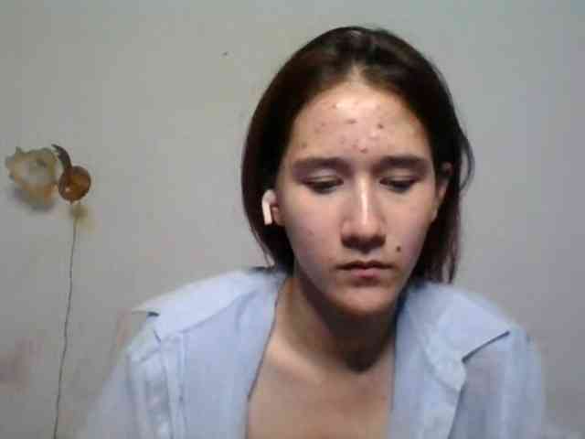 QueenHerson webcam