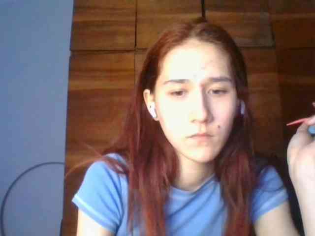 QueenHerson webcam
