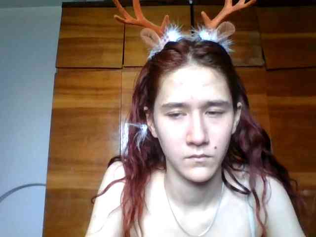 QueenHerson webcam