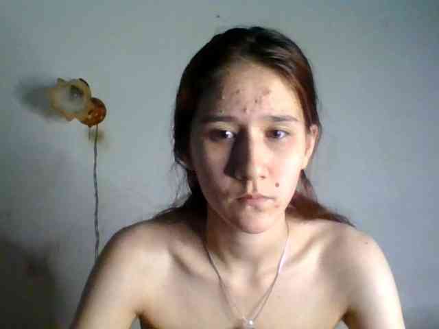 QueenHerson webcam