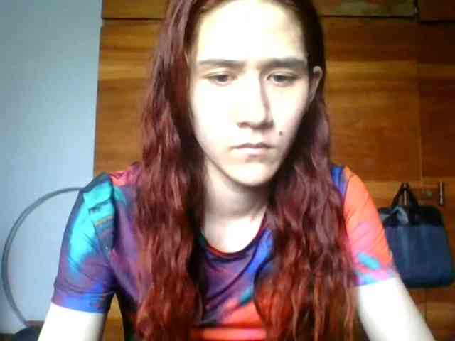 QueenHerson webcam