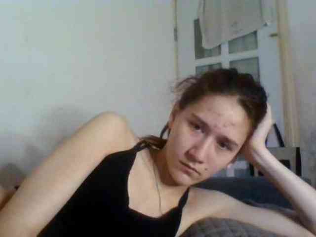 QueenHerson webcam