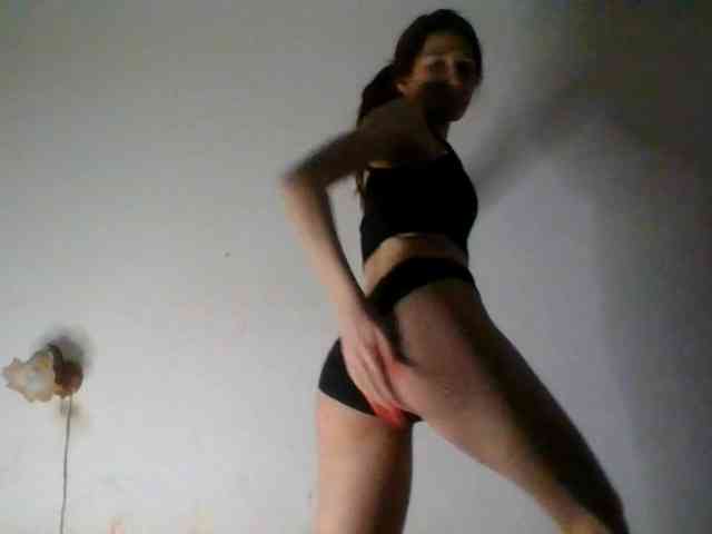QueenHerson webcam