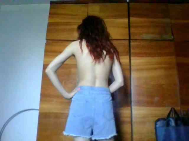 QueenHerson webcam