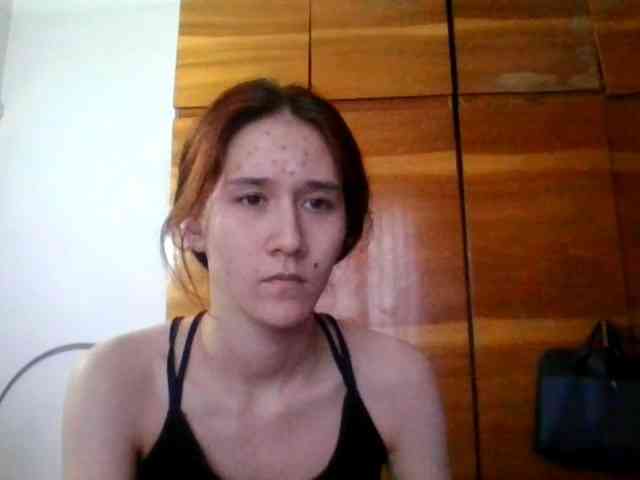 QueenHerson webcam