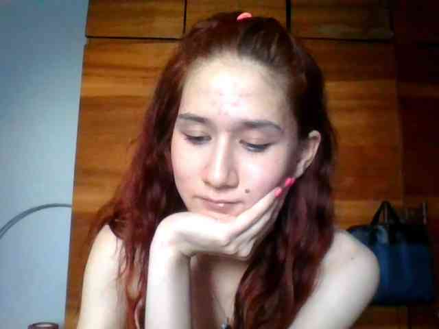 QueenHerson webcam