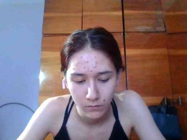 QueenHerson webcam