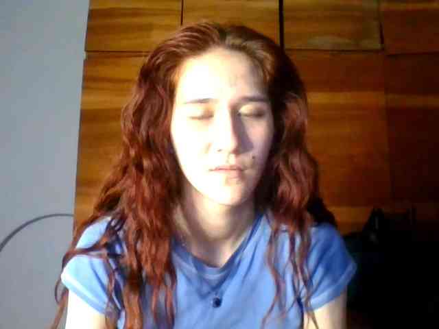 QueenHerson webcam