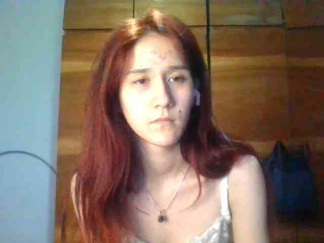QueenHerson webcam