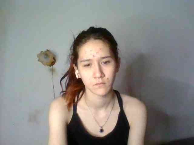 QueenHerson webcam