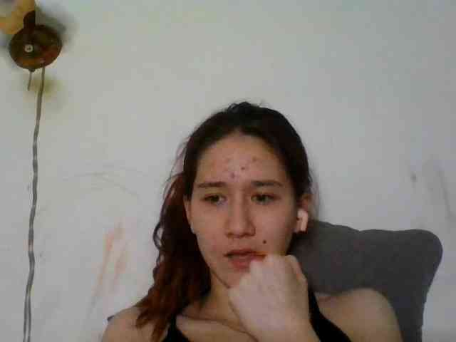 QueenHerson webcam