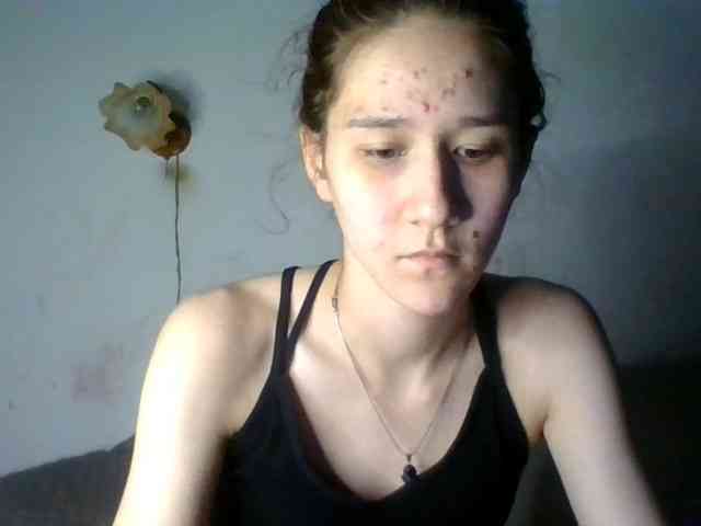 QueenHerson webcam