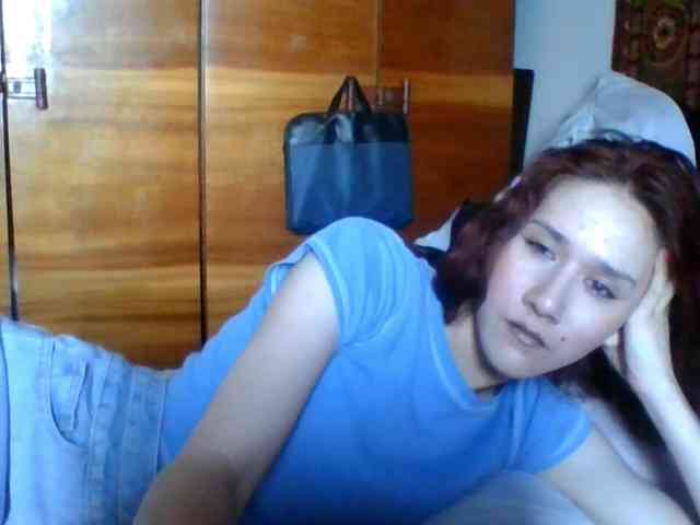 QueenHerson webcam