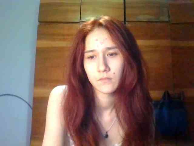 QueenHerson webcam