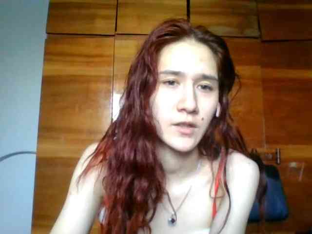 QueenHerson webcam
