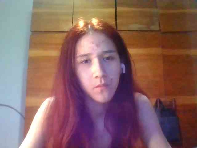 QueenHerson webcam